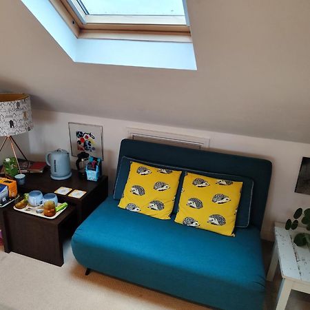 Large Light Loft Room - En Suite 브라이턴 외부 사진